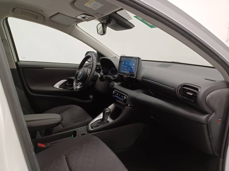 Toyota Yaris - Photo 12