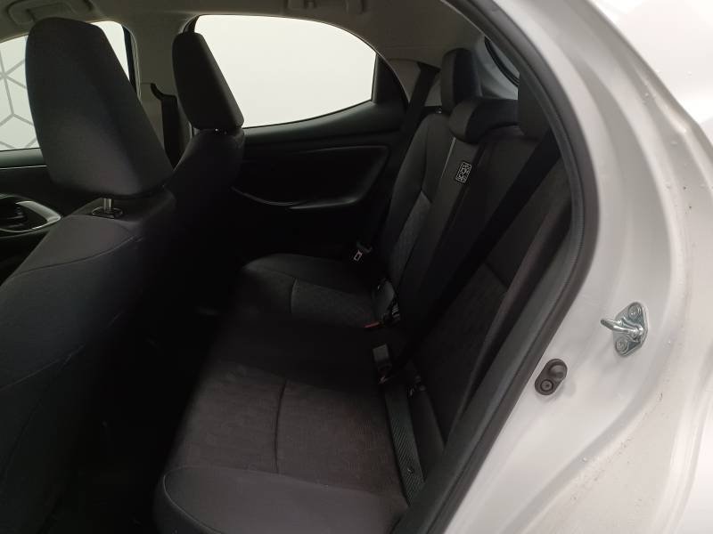 Toyota Yaris - Photo 13