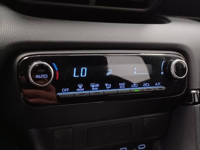 Toyota Yaris - Photo 22
