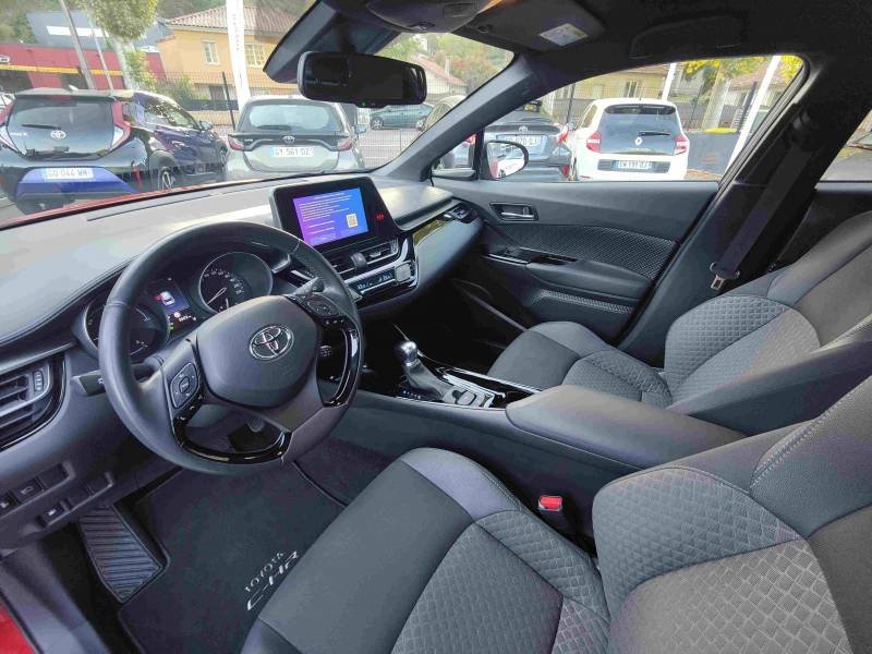 Toyota C-HR - Photo 16