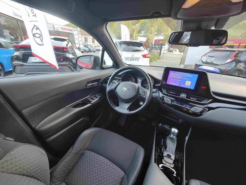 Toyota C-HR - Photo 10