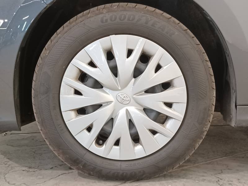 Toyota Yaris - Photo 9