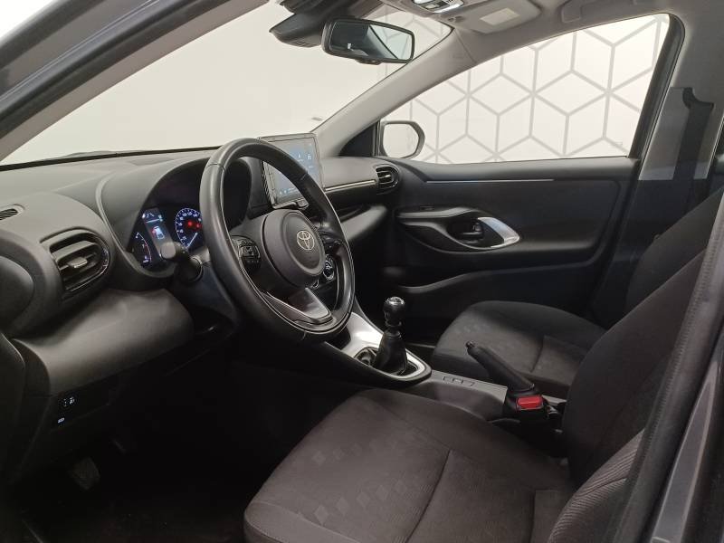 Toyota Yaris - Photo 10