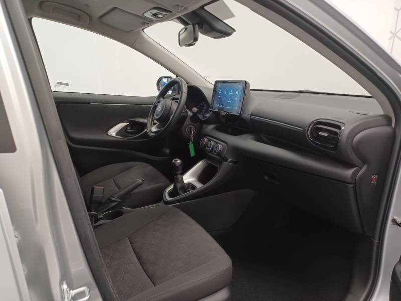 Toyota Yaris - Photo 12