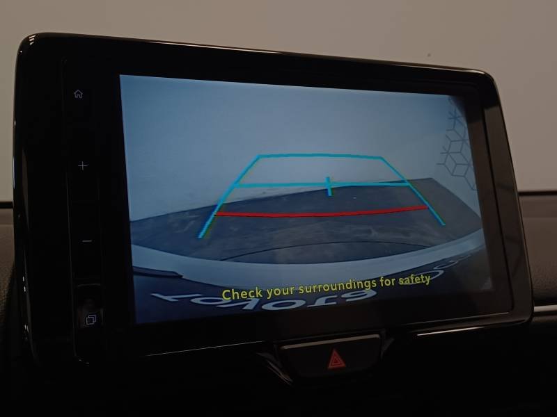 Toyota Yaris - Photo 24