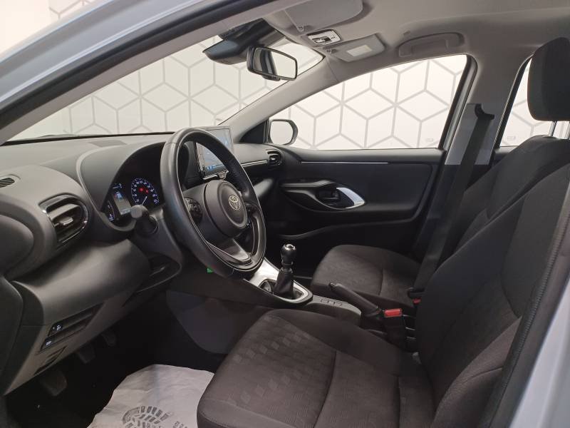 Toyota Yaris - Photo 10
