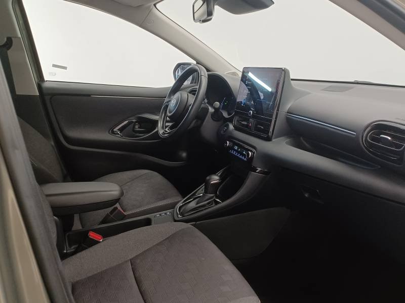 Toyota Yaris - Photo 12