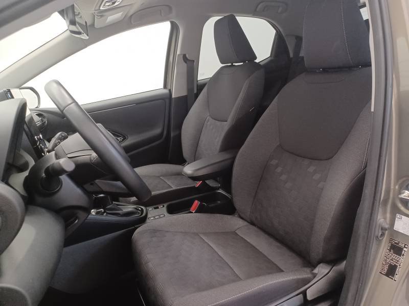 Toyota Yaris - Photo 16