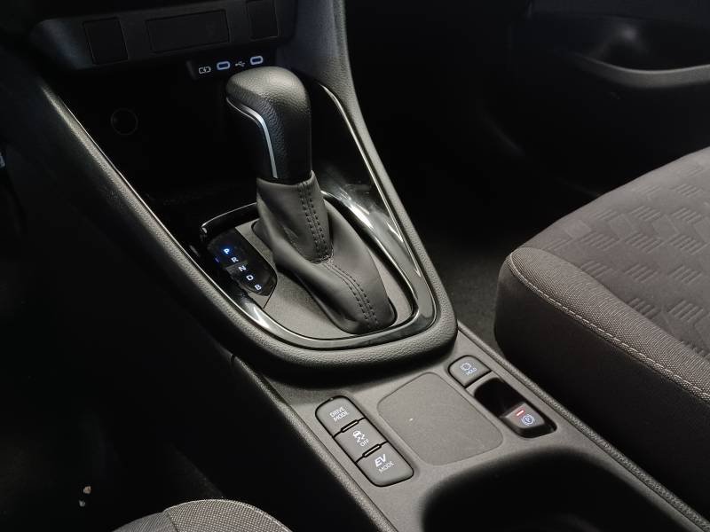 Toyota Yaris - Photo 21