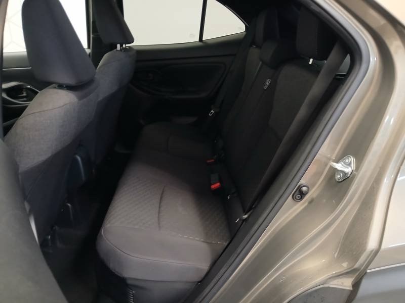 Toyota Yaris - Photo 13