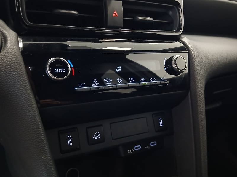 Toyota Yaris - Photo 22