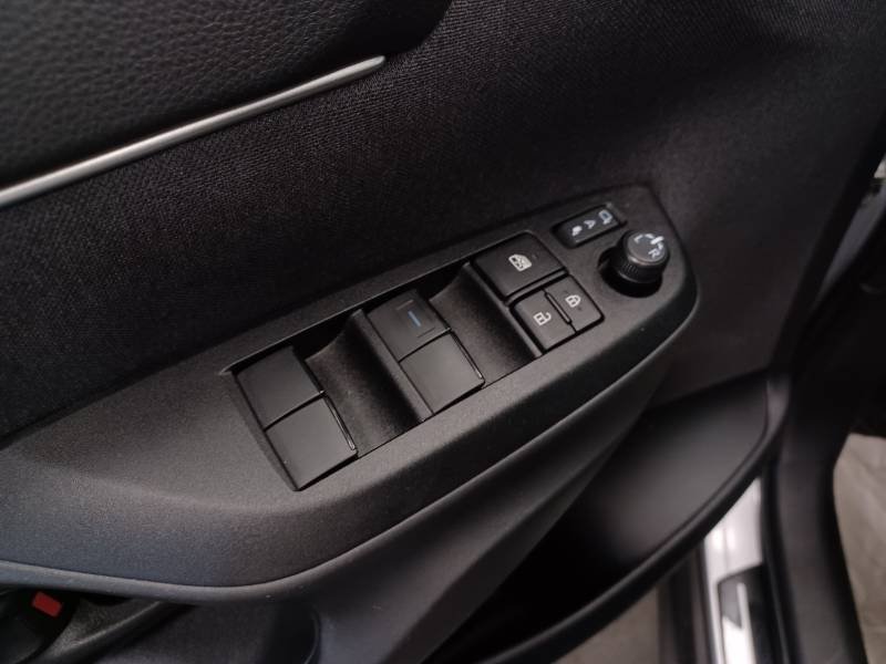 Toyota Yaris - Photo 15