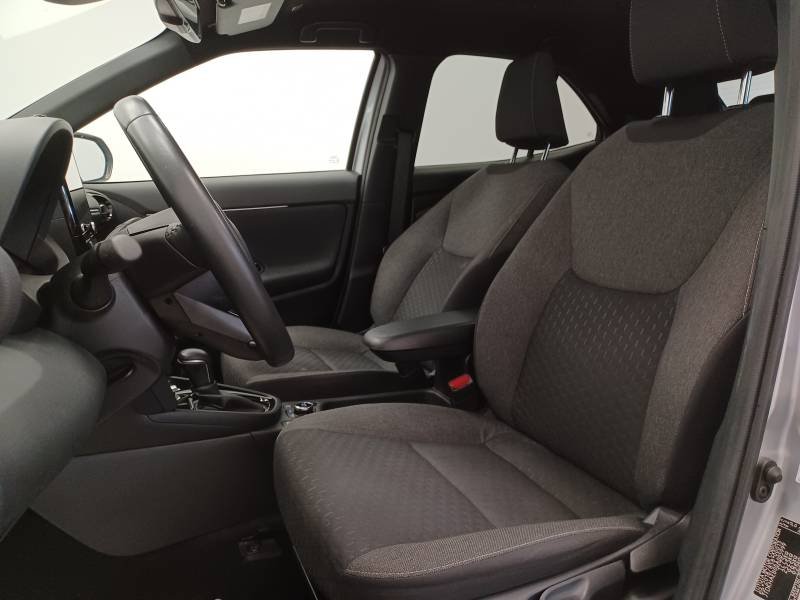 Toyota Yaris - Photo 16