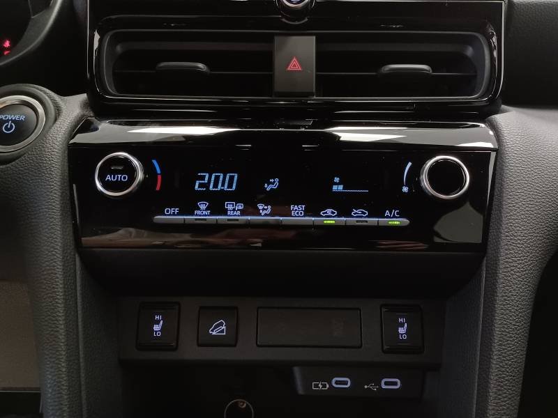 Toyota Yaris - Photo 22