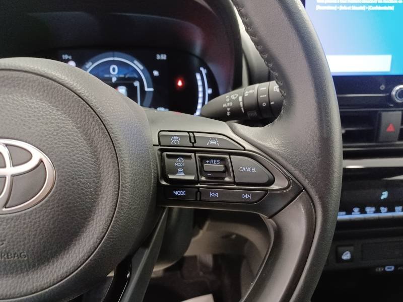 Toyota Yaris - Photo 18