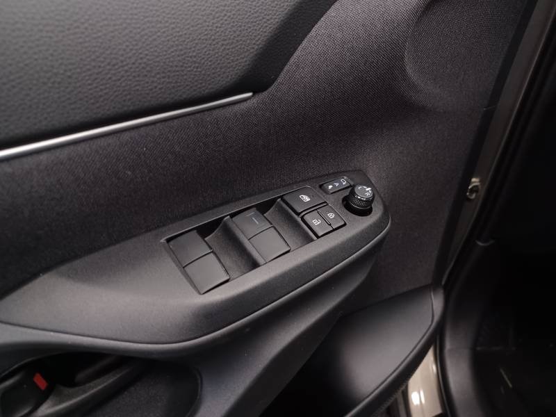 Toyota Yaris - Photo 14