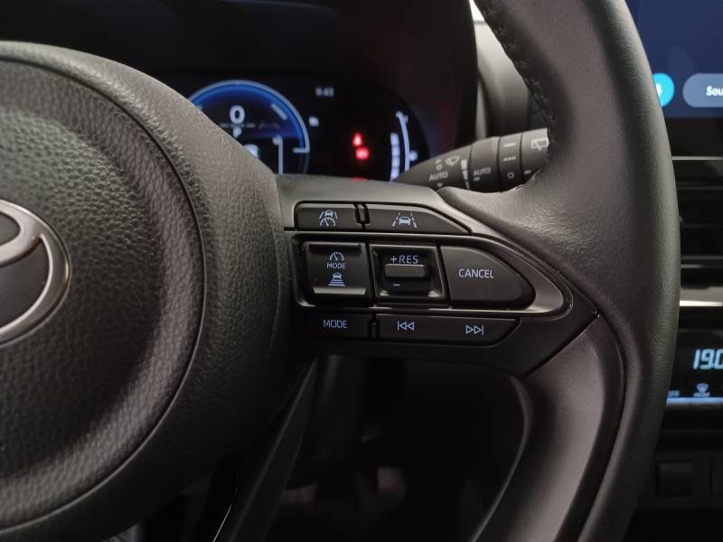 Toyota Yaris - Photo 17