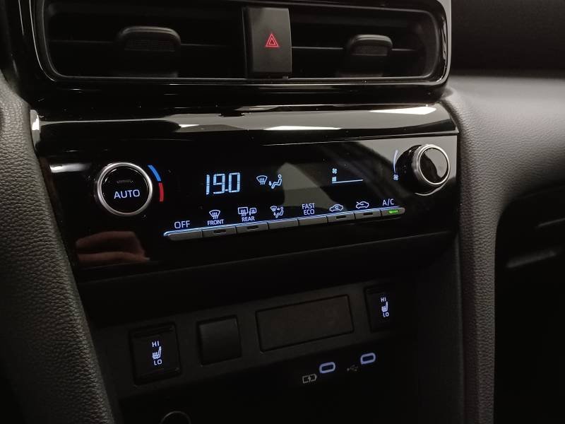 Toyota Yaris - Photo 21
