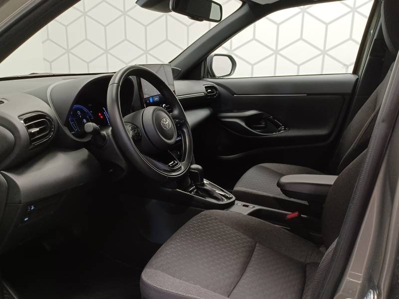 Toyota Yaris - Photo 10