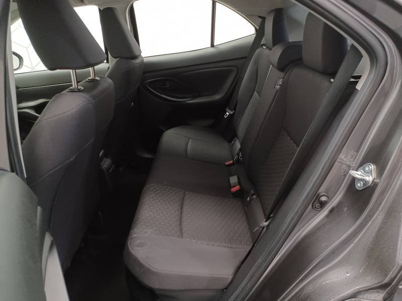 Toyota Yaris - Photo 13