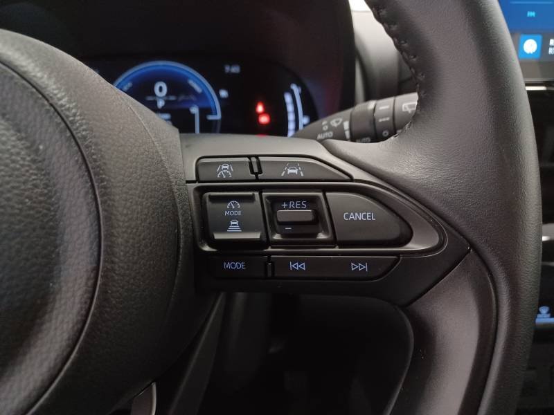 Toyota Yaris - Photo 17