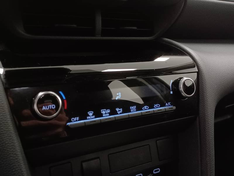 Toyota Yaris - Photo 21