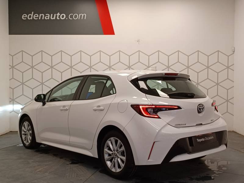 Toyota Corolla - Photo 3