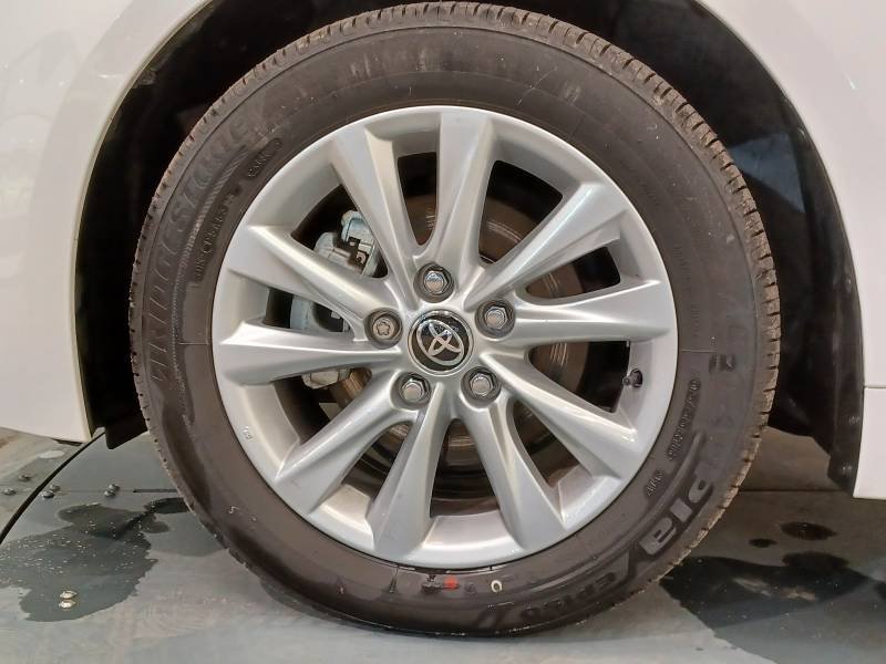 Toyota Corolla - Photo 9