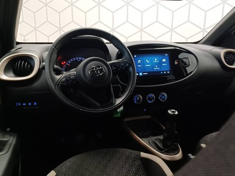 Toyota aygo x - Photo 11
