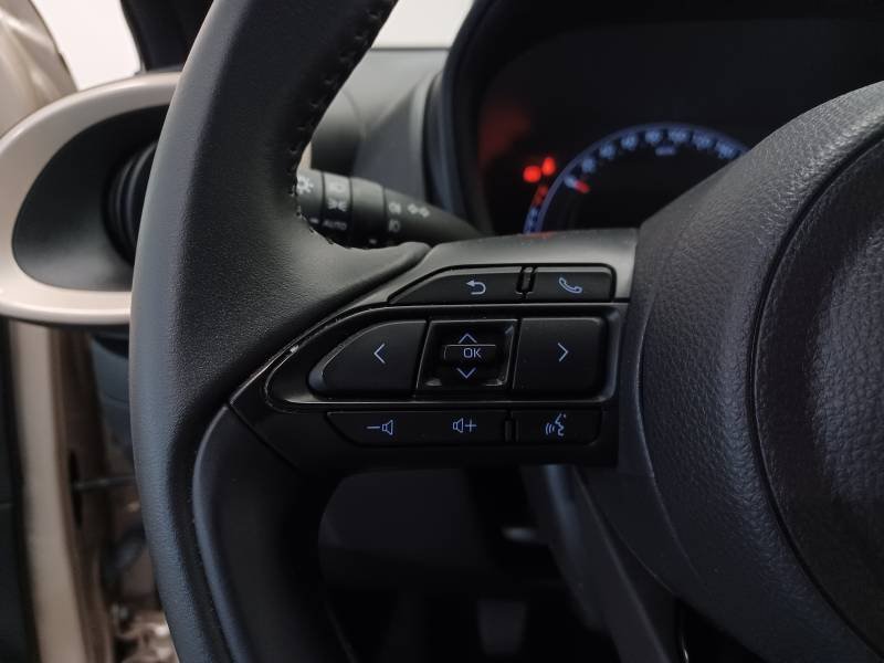 Toyota aygo x - Photo 18