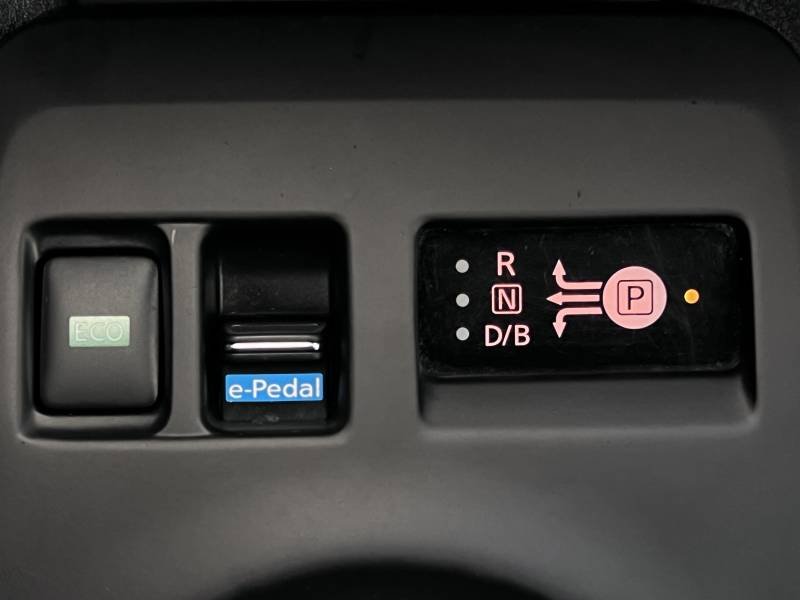 Nissan Leaf - Photo 22