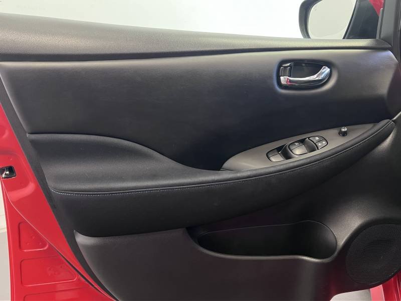 Nissan Leaf - Photo 28