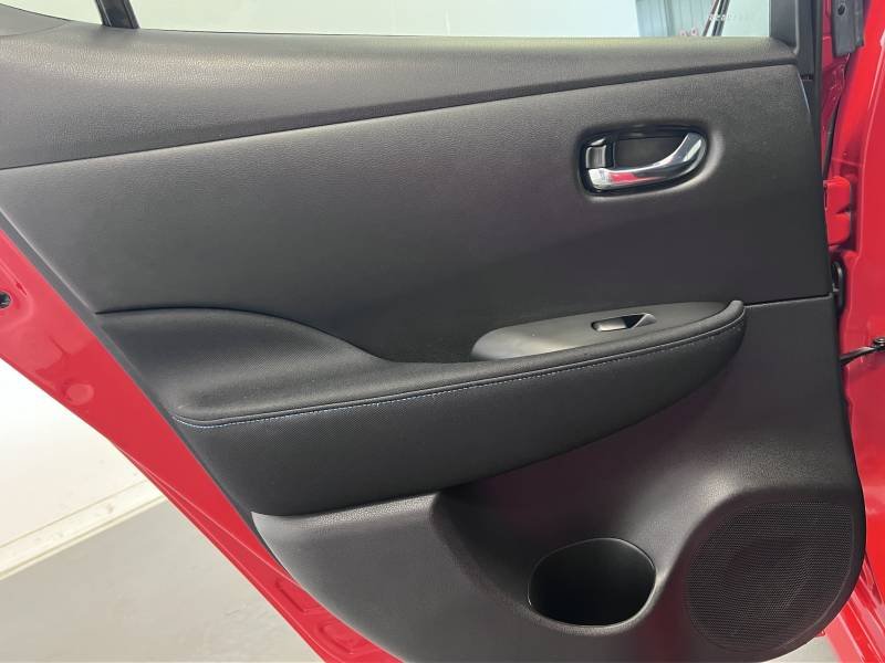 Nissan Leaf - Photo 29