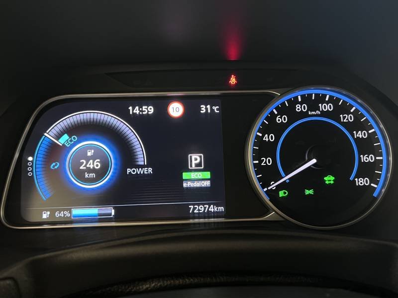 Nissan Leaf - Photo 10
