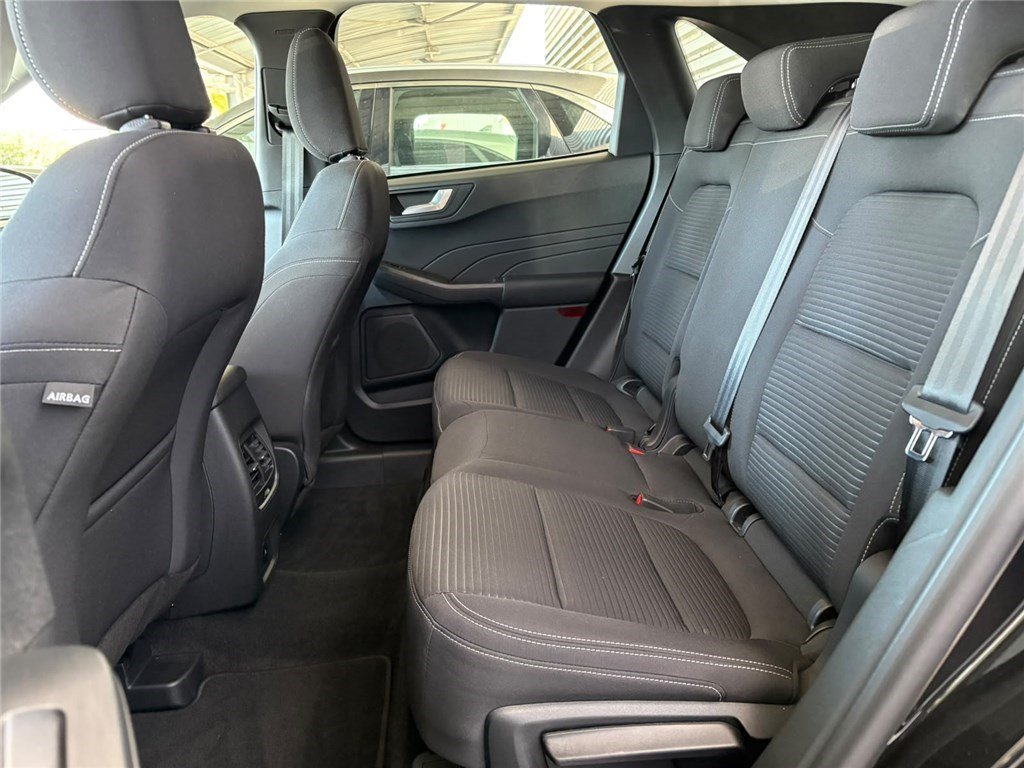 Ford Kuga - Photo 14