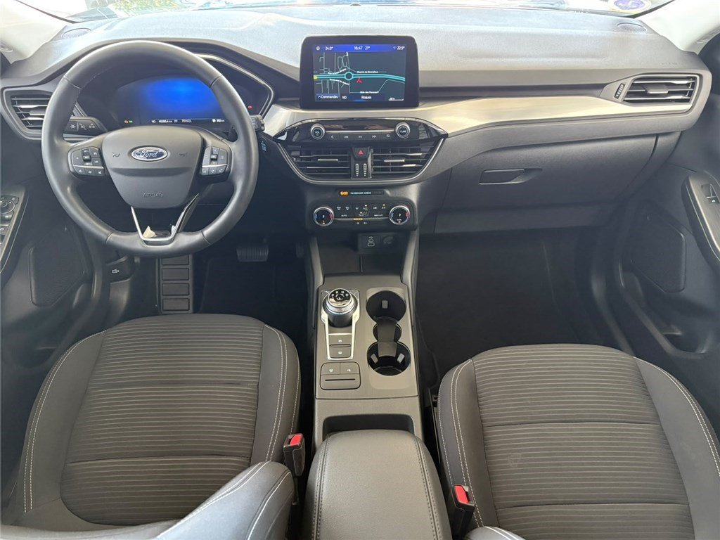 Ford Kuga - Photo 15