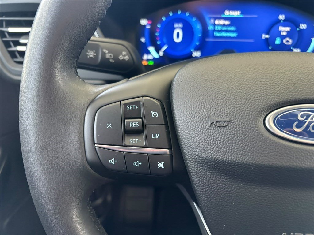 Ford Kuga - Photo 20