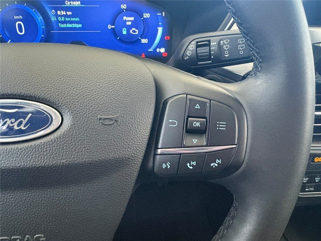 Ford Kuga - Photo 21
