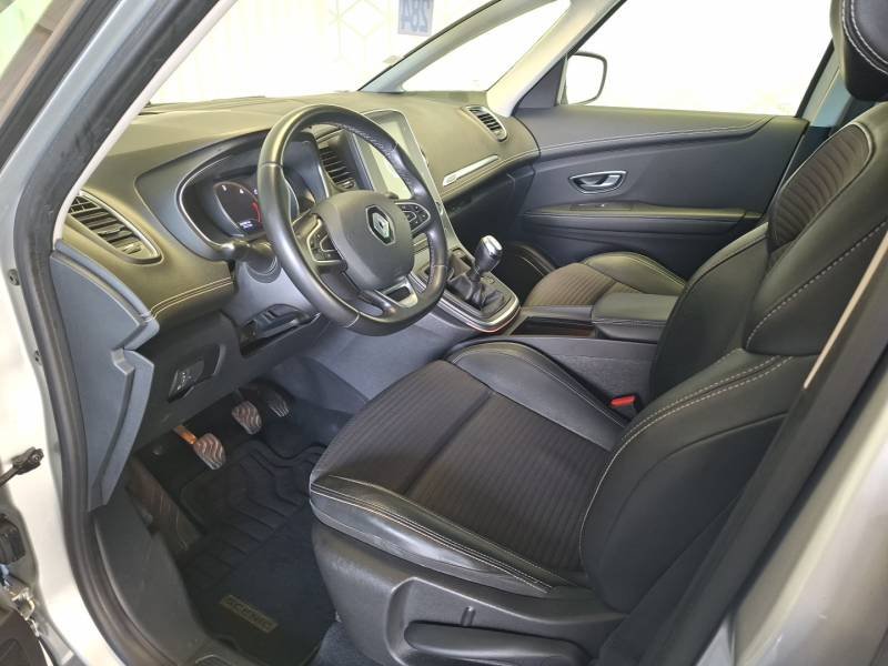 Renault Scénic - Photo 10