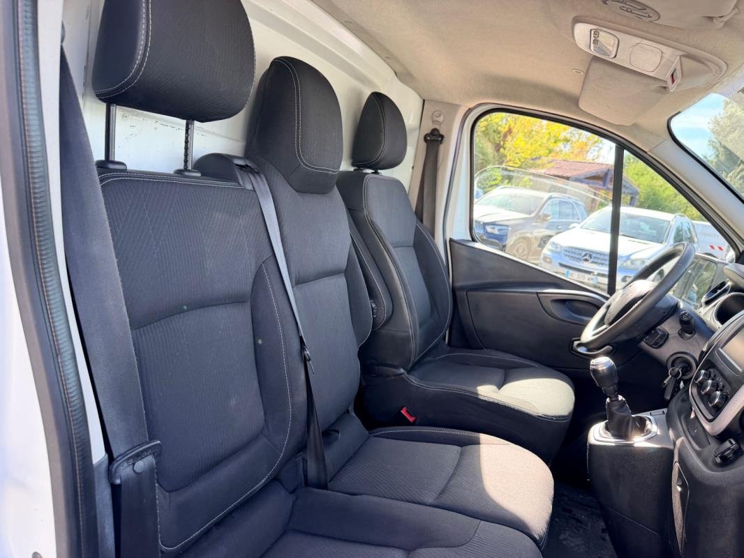 Renault Trafic - Photo 11
