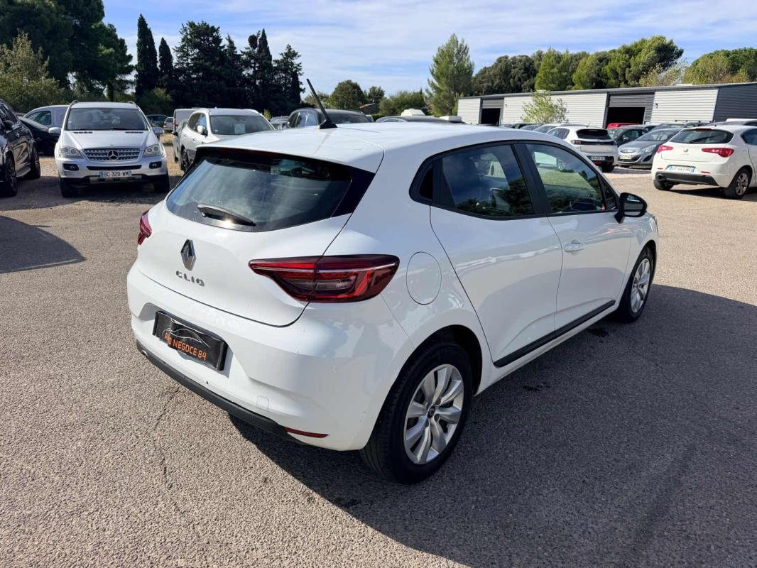 Renault Clio - Photo 4