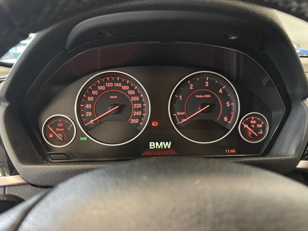 BMW Série 3 - Photo 19