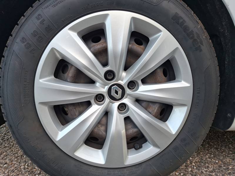 Renault Clio - Photo 24