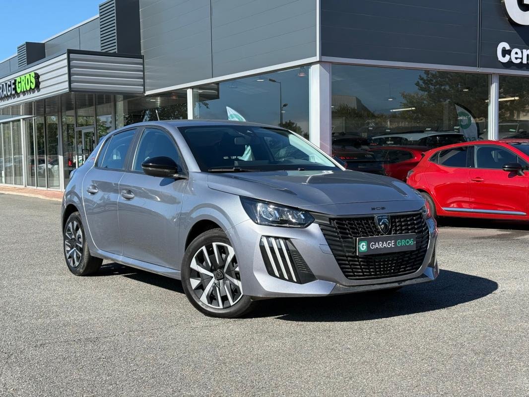 Peugeot 208 - Photo 1