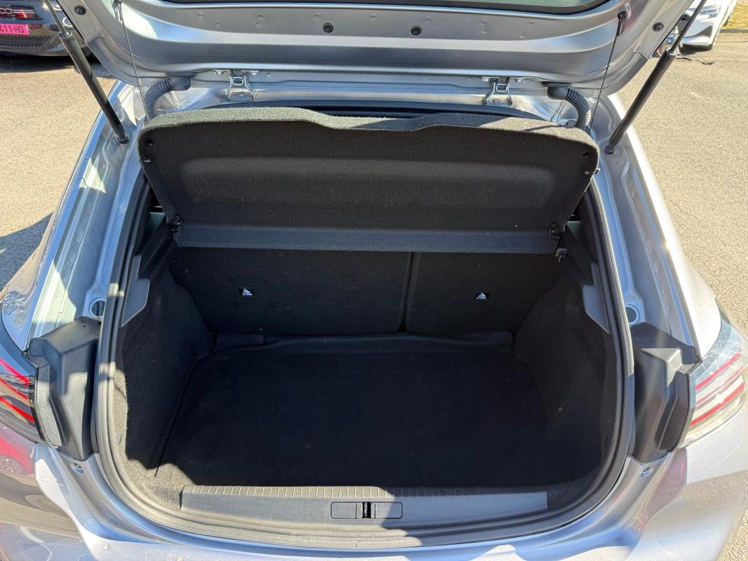 Peugeot 208 - Photo 19