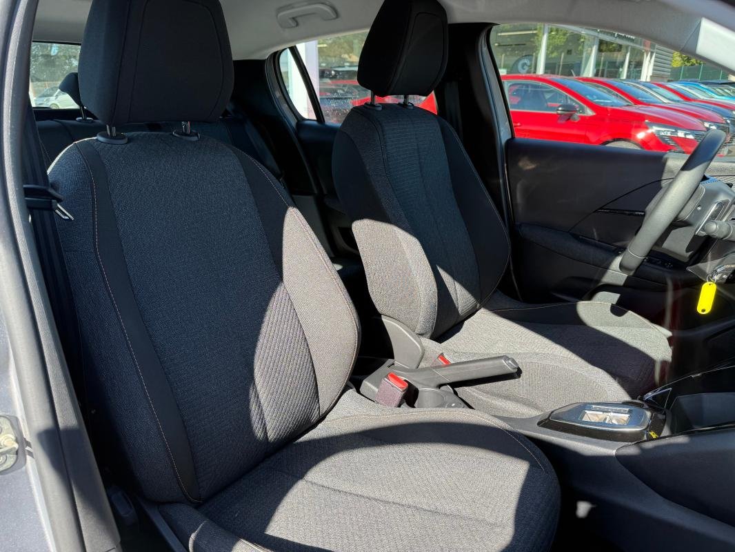 Peugeot 208 - Photo 22
