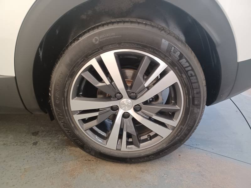 Peugeot 3008 - Photo 8