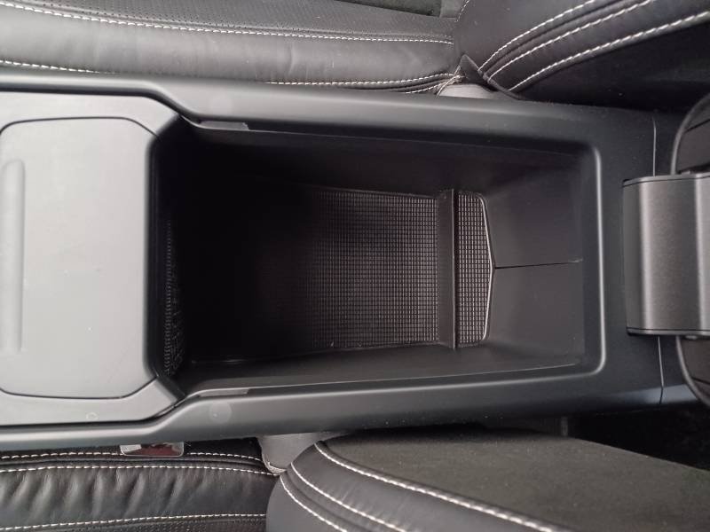 Volvo XC40 - Photo 25