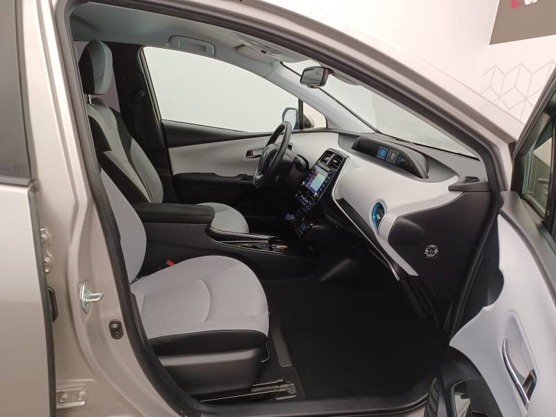 Toyota Prius - Photo 14