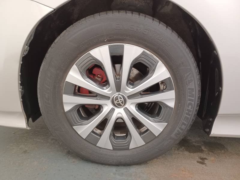 Toyota Prius - Photo 7
